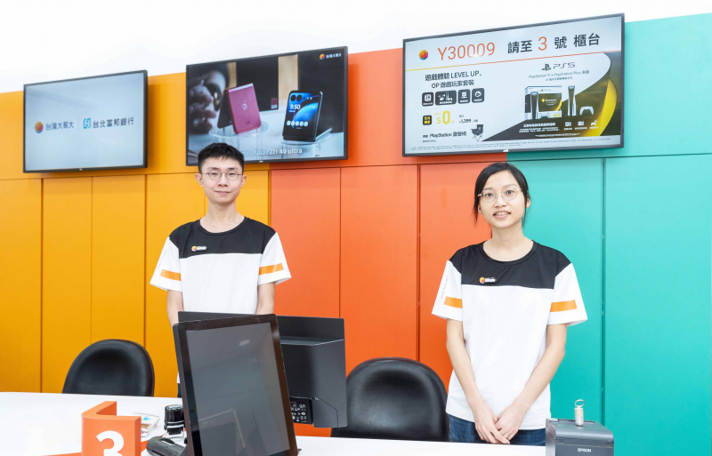 台灣大哥大導入創利空間IMPRESS雲端數位內容公播管理系統，可從總部遠端管理及即時推播行銷文宣至全台目標門市