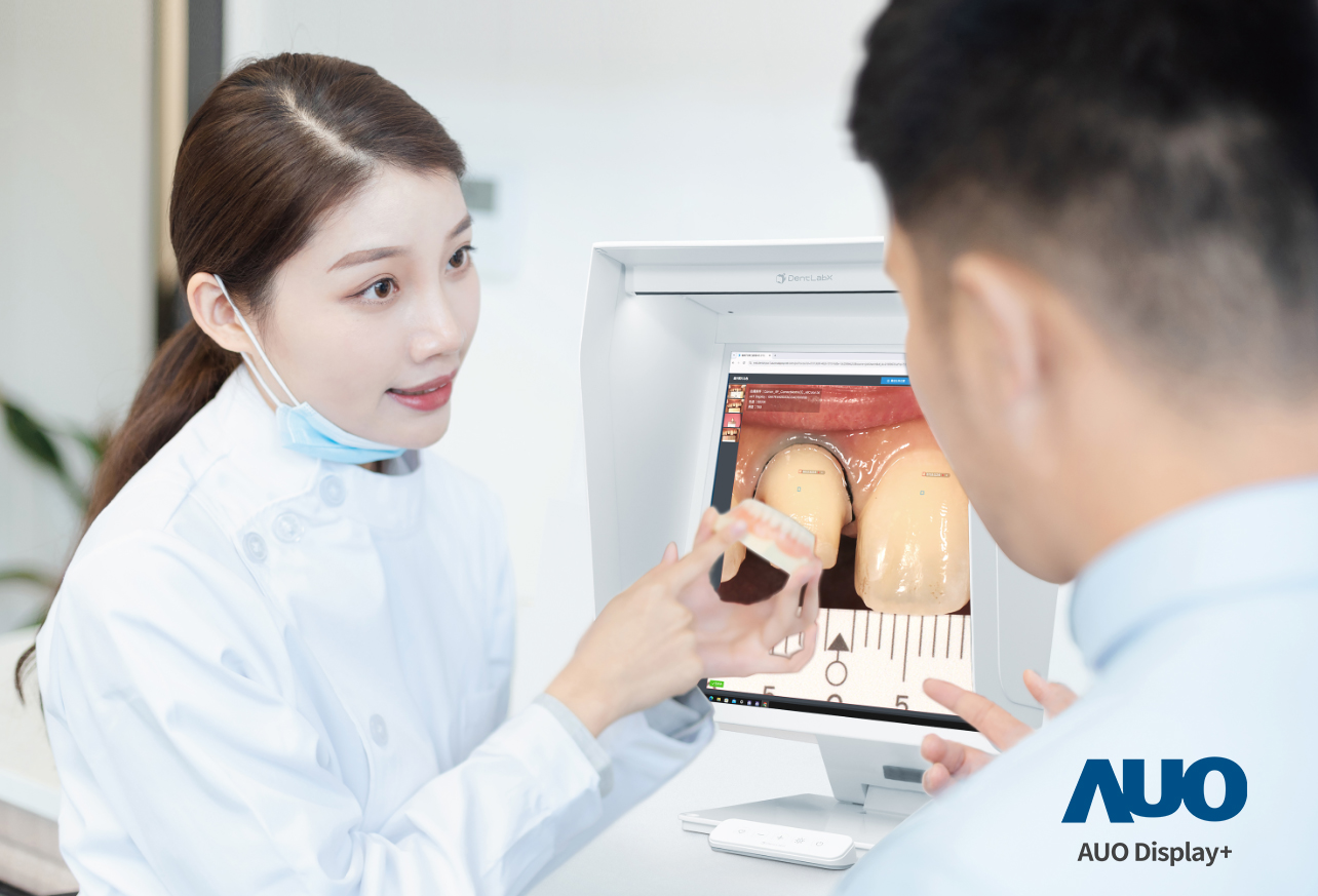 達擎積極投入牙科領域，瞄準牙技所數位轉型趨勢，與成軍滿周年的子公司原色口腔數位，展現智慧牙技整合方案的落地成果，加速推動牙科與假牙製作流程數位化