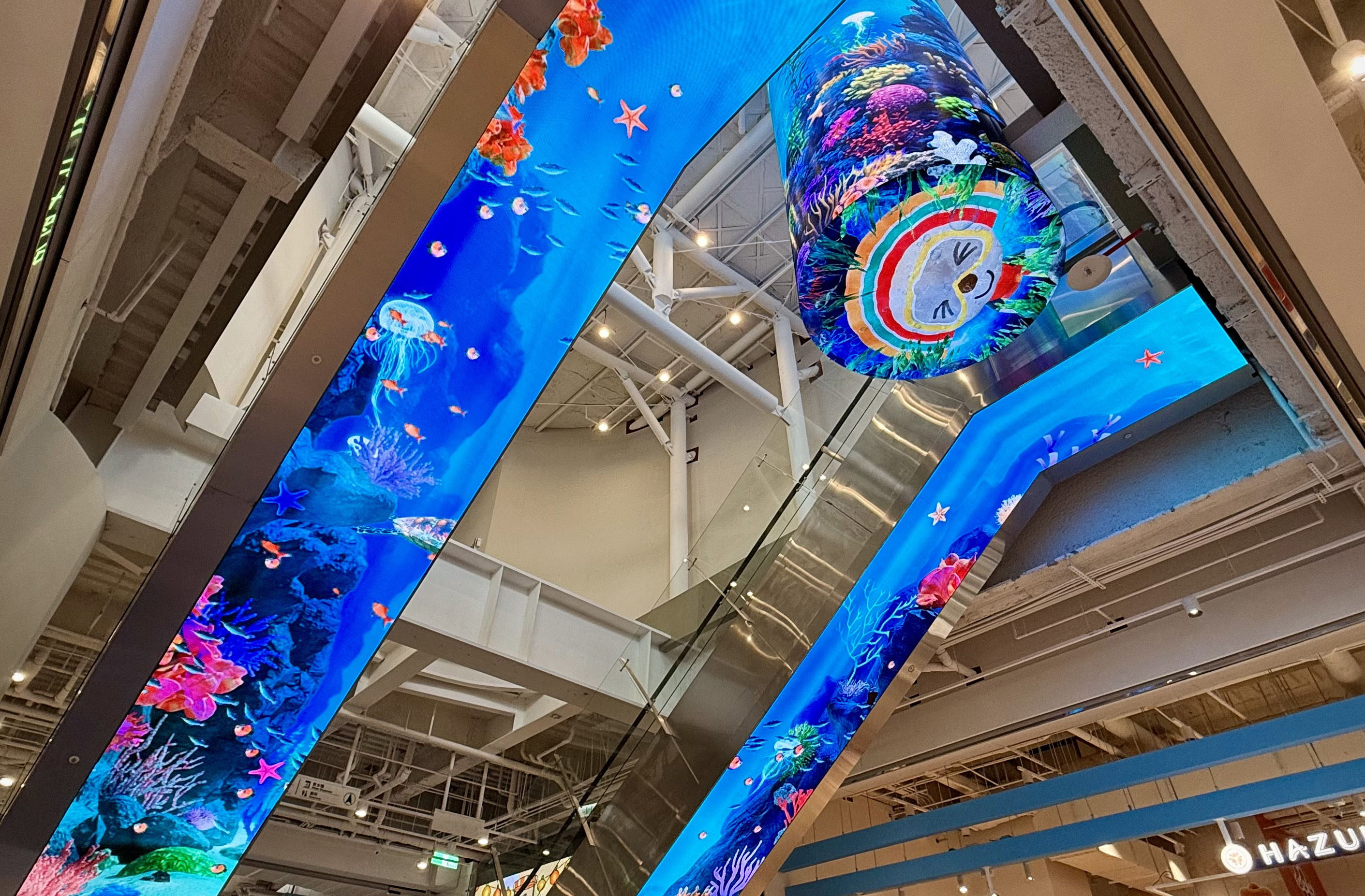 達擎與傑可達整合先進顯示技術與軟硬體應用服務，提供一系列大型LED顯示解決方案，為全新改裝開幕的「清水服務區」佈局嶄新視覺體驗。